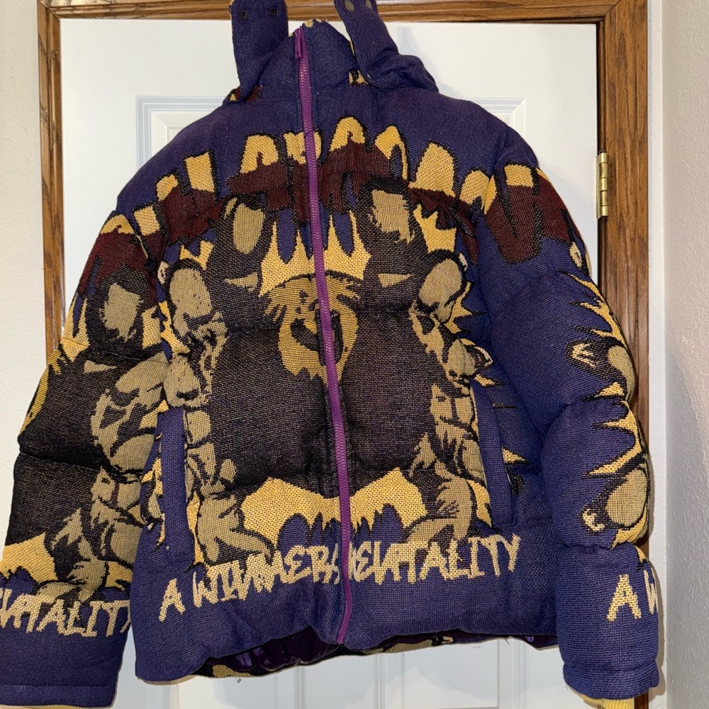 Men's Valabasas “Winner’s Mentality”-Oversized Graphic Puffer Jacket